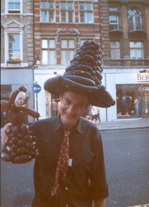 Magicien et gonfleur de ballons